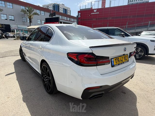 מודעת רכב ב מ וו סדרה 5 2