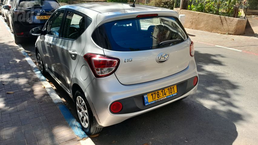 יונדאי i10