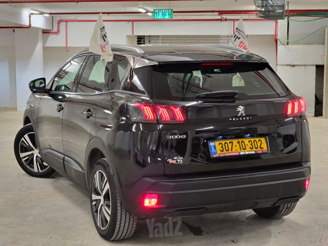 פיג'ו 3008