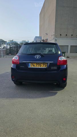 טויוטה אוריס