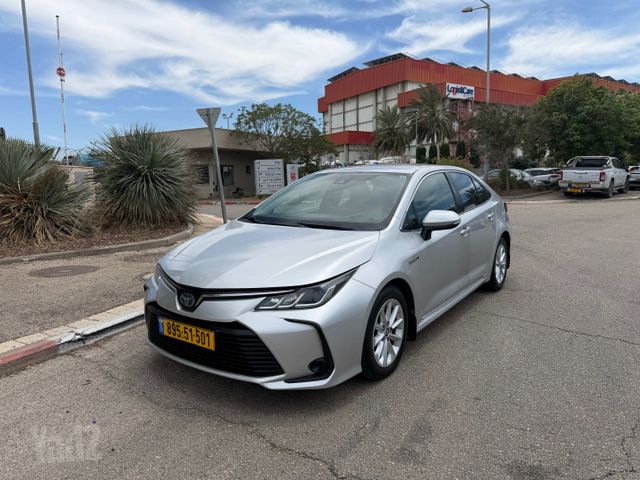 מודעת רכב טויוטה קורולה