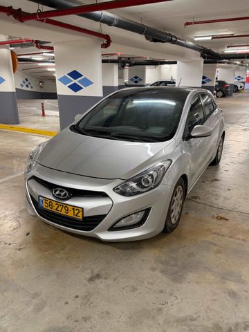 יונדאי i30
