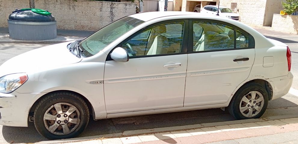יונדאי אקסנט i25