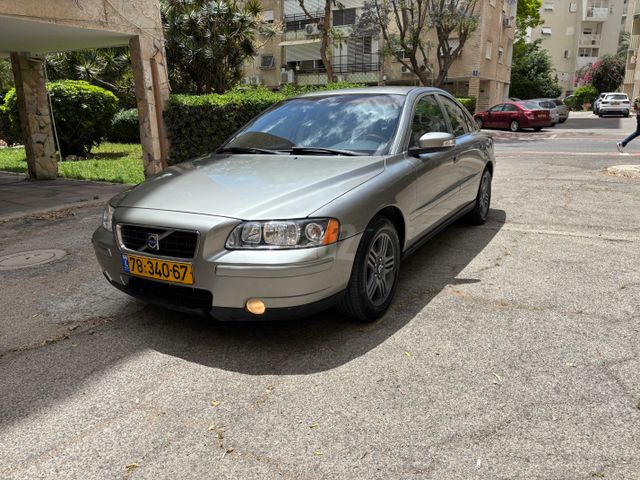 וולוו S60