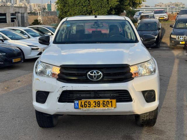 טויוטה היילקס