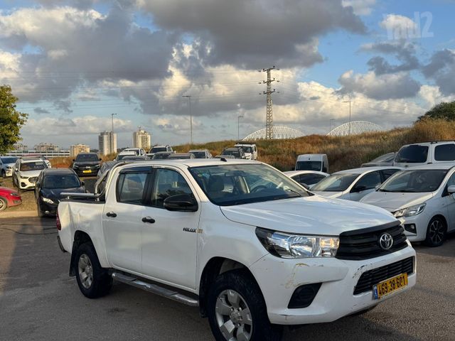 טויוטה היילקס