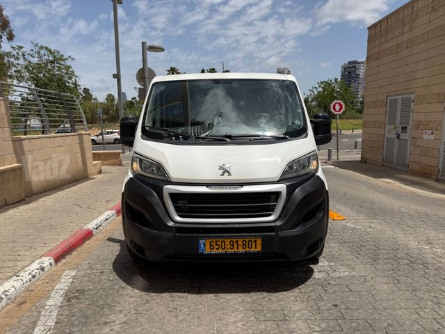 פיג'ו בוקסר