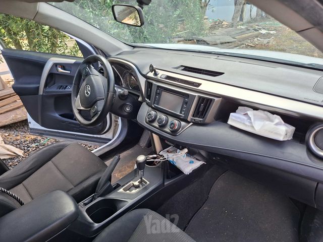 מודעת רכב טויוטה RAV4