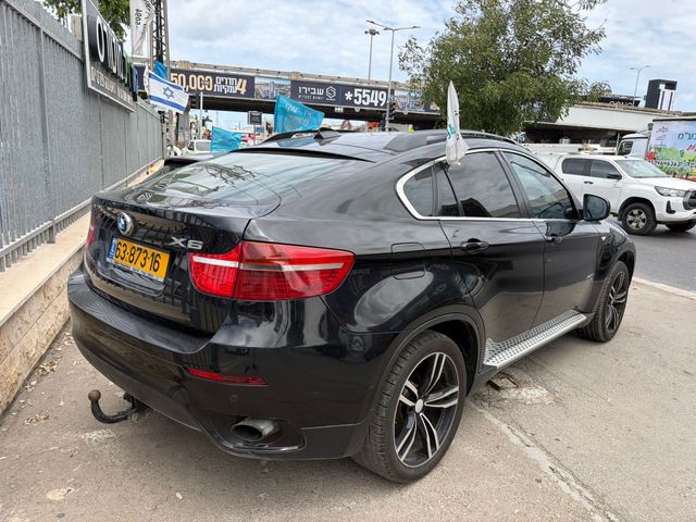 ב מ וו X6