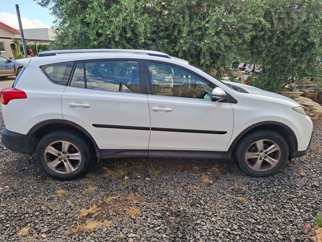 טויוטה RAV4