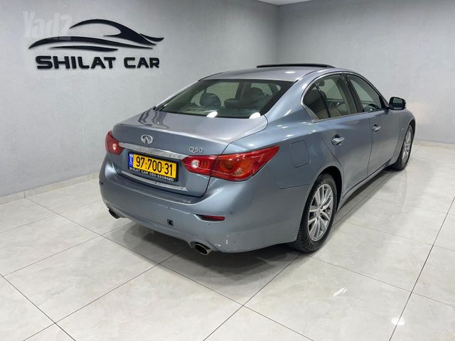 אינפיניטי Q50