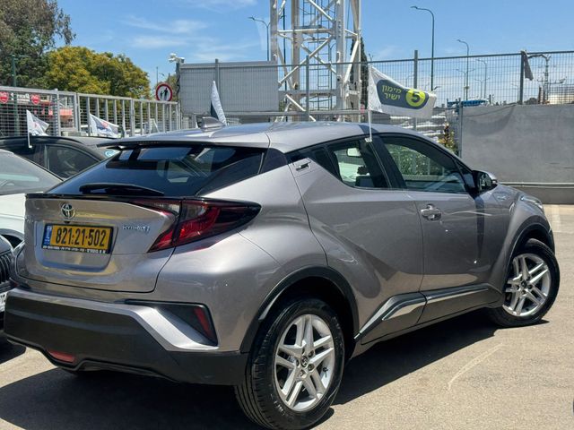 טויוטה C-HR