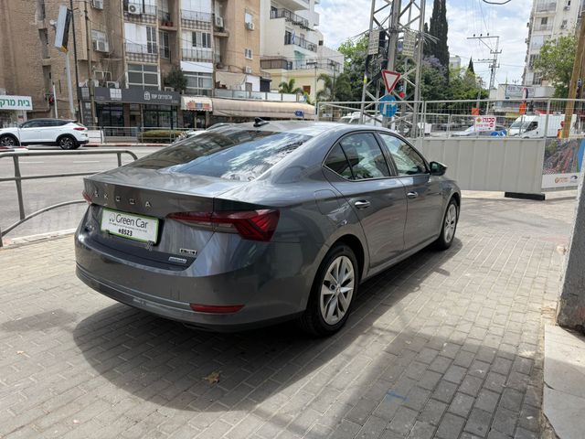 סקודה אוקטביה