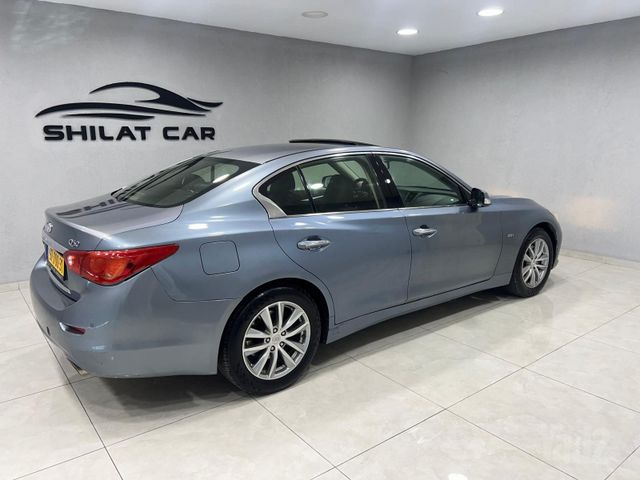 אינפיניטי Q50
