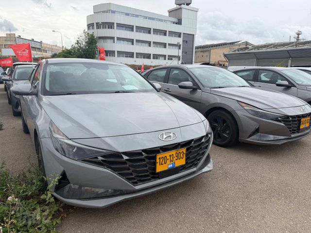 יונדאי אלנטרה