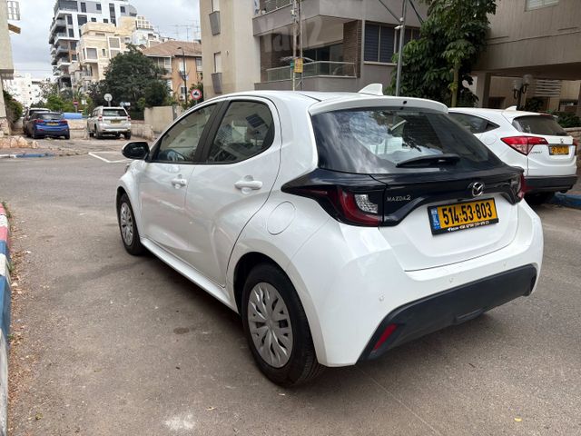 טויוטה יאריס