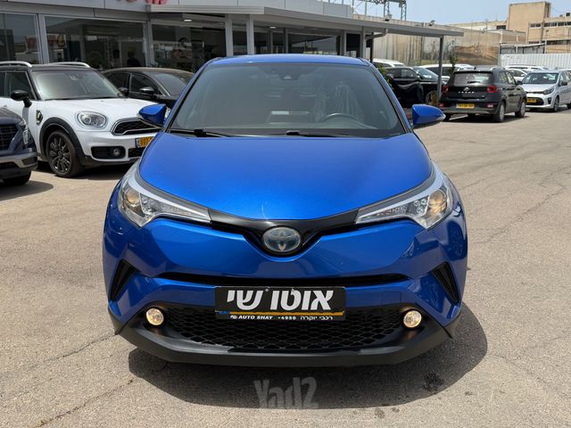 טויוטה C-HR