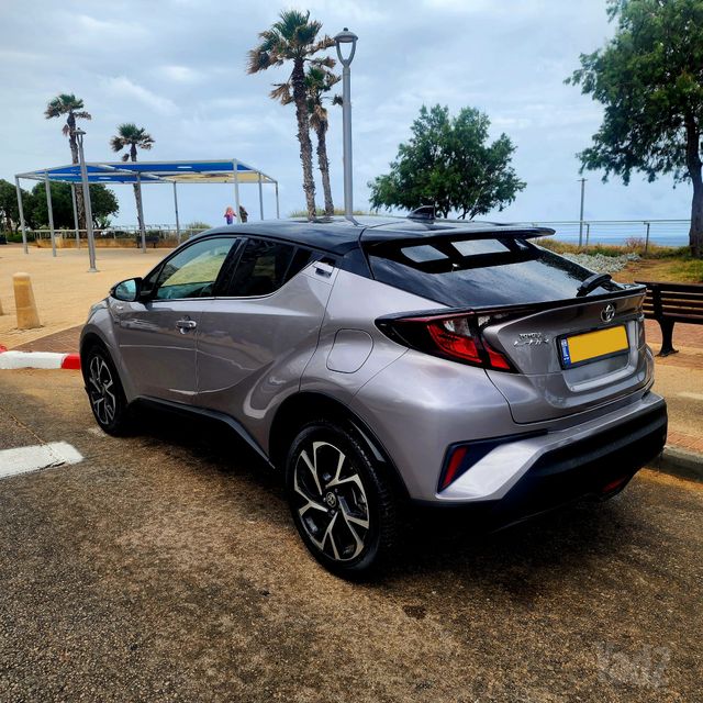 טויוטה C-HR