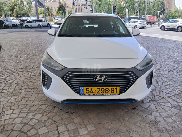 יונדאי איוניק