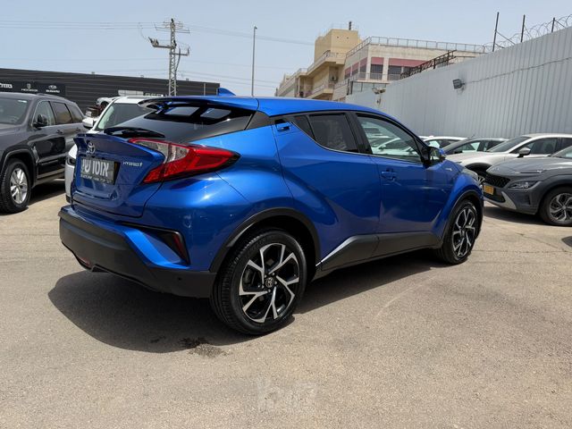 טויוטה C-HR