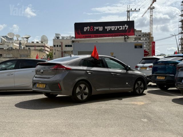 יונדאי איוניק