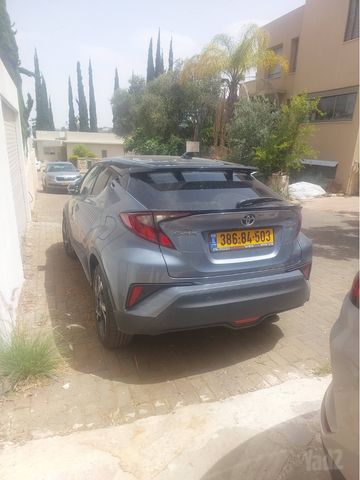 טויוטה C-HR