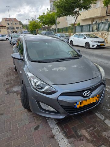 יונדאי i30