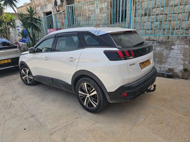 מודעת רכב פיג'ו 3008