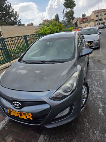 יונדאי i30