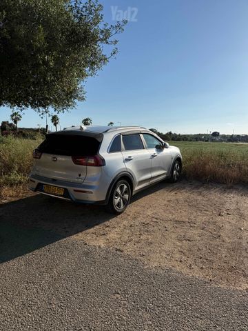 קיה נירו