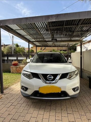 ניסאן אקס טרייל