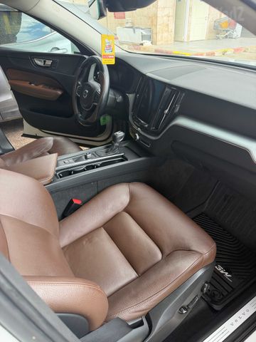 וולוו XC60