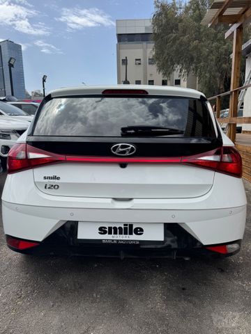 יונדאי i20