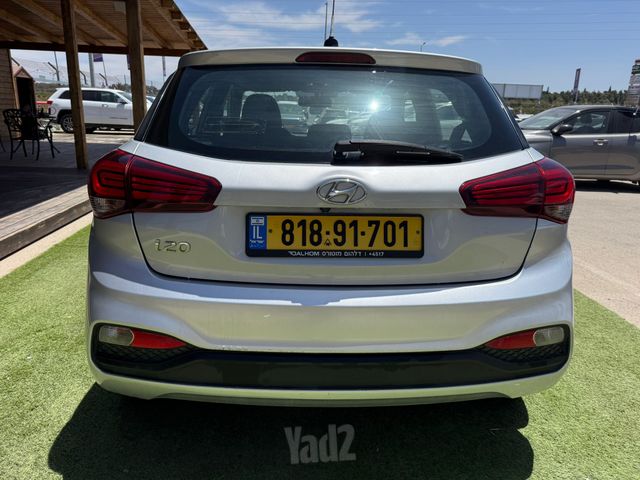 יונדאי i20