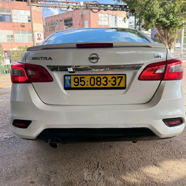 ניסאן סנטרה