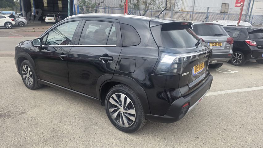 סוזוקי S-Cross