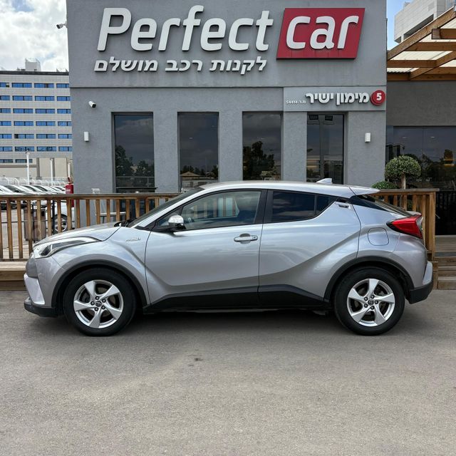 טויוטה C-HR
