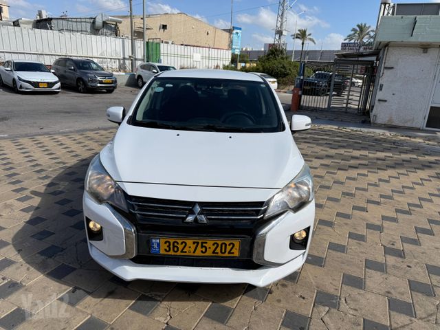 מיצובישי אטראז'
