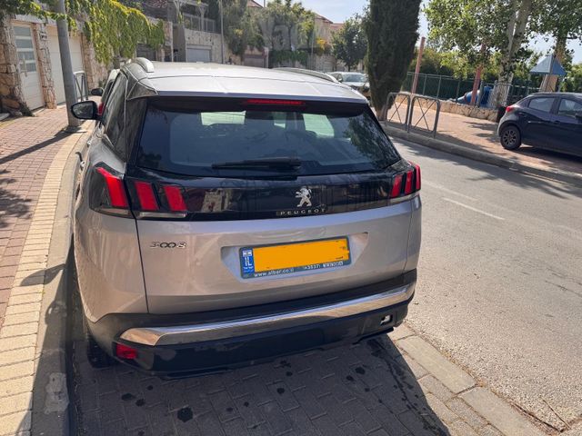 פיג'ו 3008