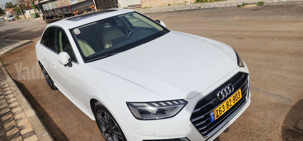 מודעת רכב אאודי A4
