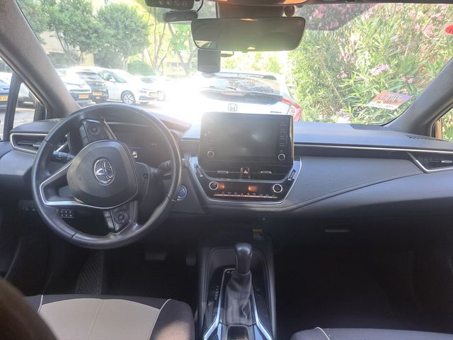 טויוטה קורולה