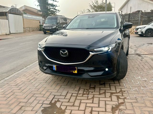 מודעת רכב מאזדה CX-5