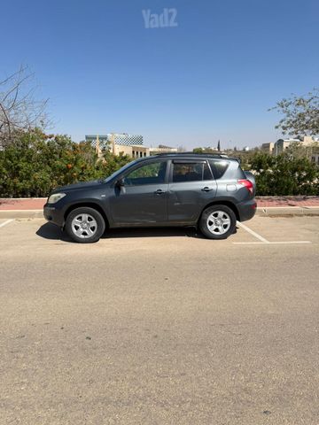 מודעת רכב טויוטה RAV4