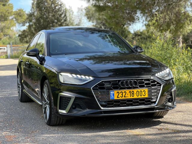 אאודי A4