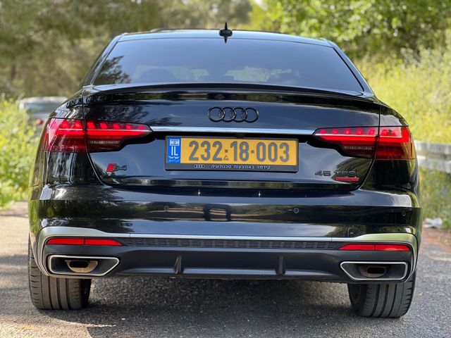 אאודי A4