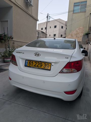 יונדאי אקסנט i25