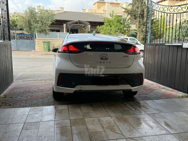 יונדאי איוניק