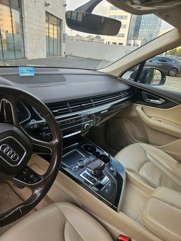 אאודי Q7
