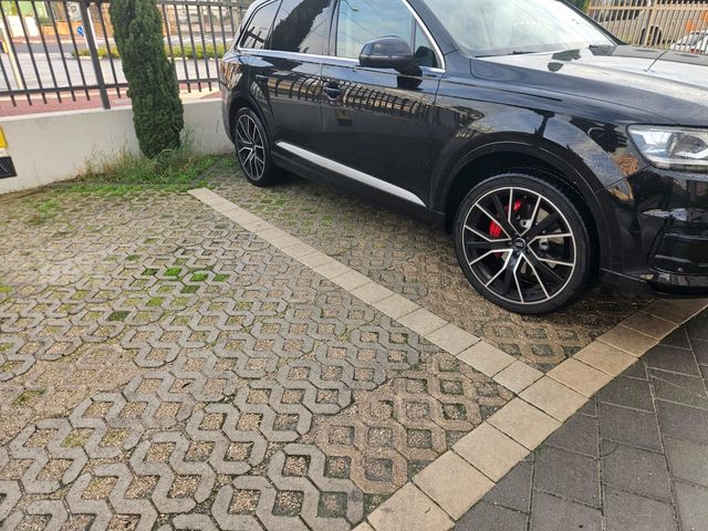 אאודי Q7