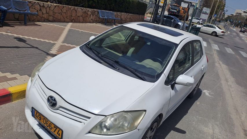 טויוטה אוריס